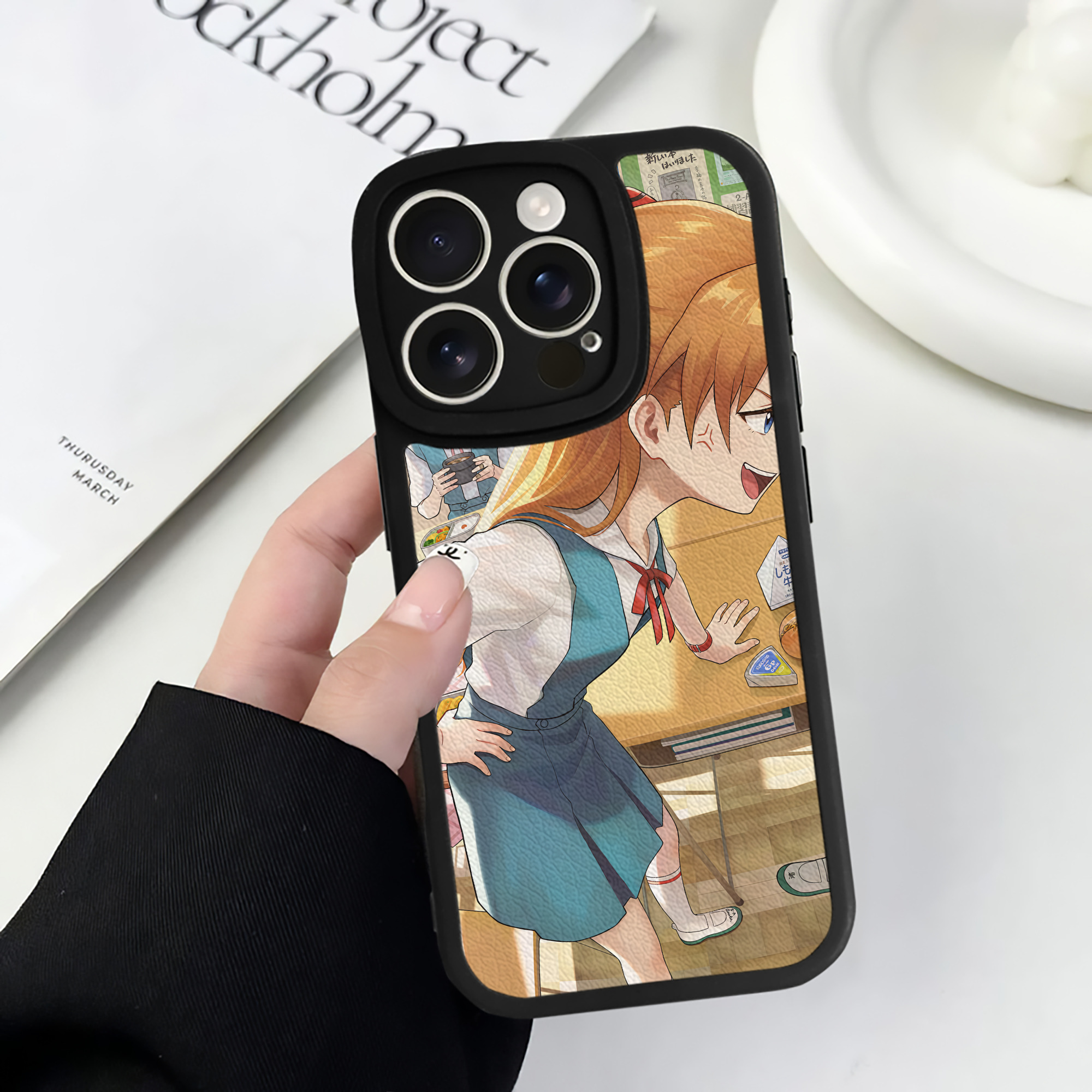 （画像用） EVA 新世紀エヴァンゲリオン 【iPhone 16シリーズ対応】シリコンスマホケース（レザー調） 材質：シリコン